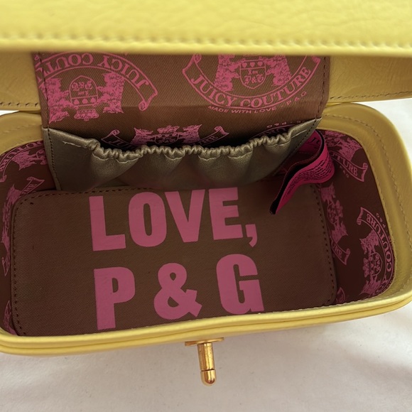 Juicy Couture Purse - Picture 12 of 13